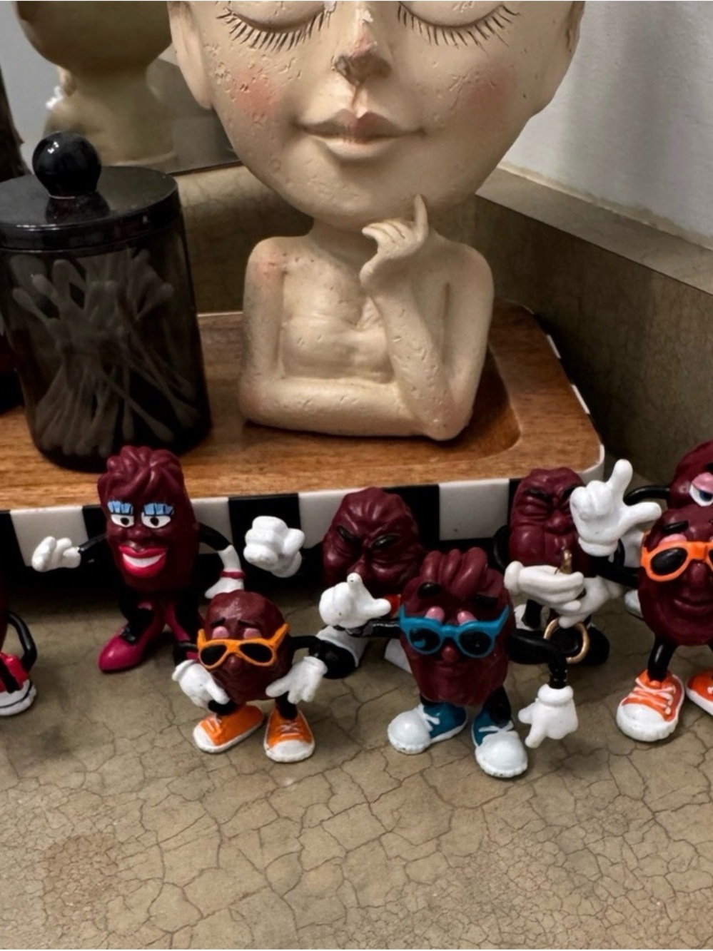 vintage California raisin toys